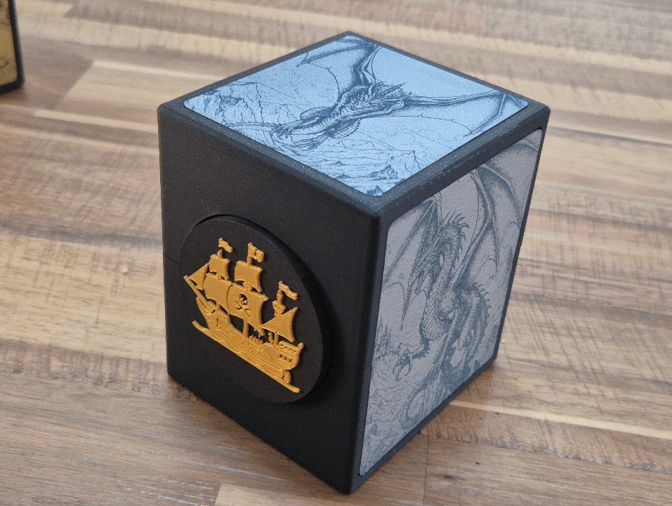 Proteus Deckbox - Dragon theme with ship medallion